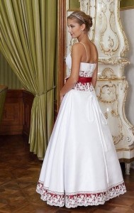 Svatební šaty - katalog 1 (27)