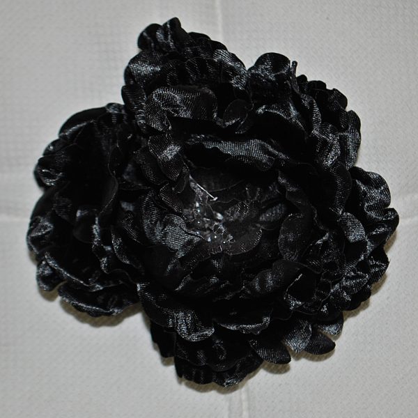 Růže 04 černá kulatá 10cm